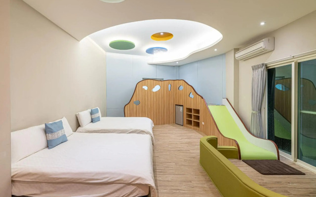Happiness Yes Inn
