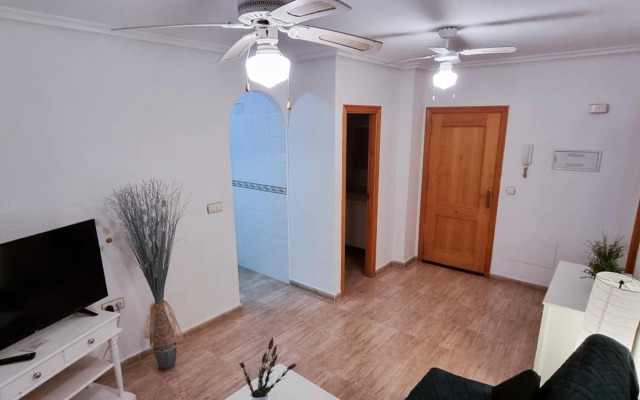 Cozy apartment 200m from the beach