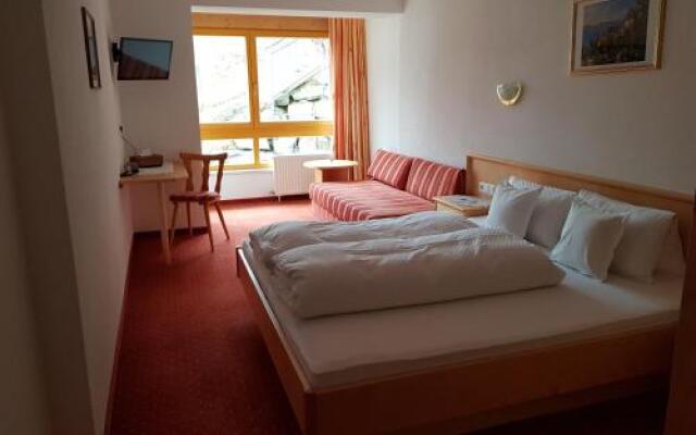 Hotel Garni Edelweiss