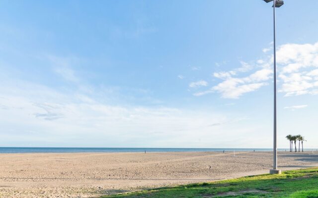 Lovely Apartment in Roquetas De Mar With Balcony