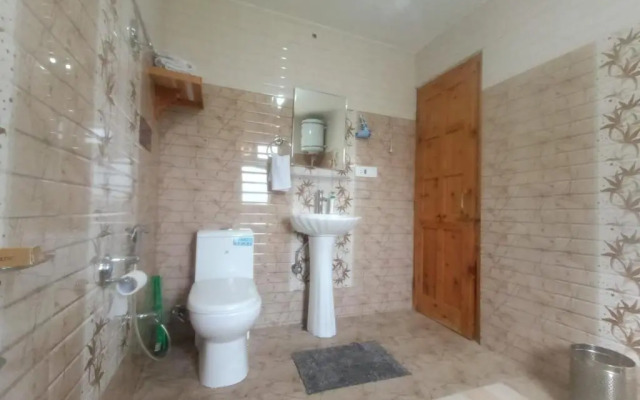 Ishan Log Huts- Boutique Homestay- since 1999