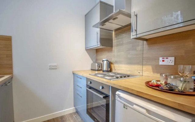 Stirling Central Apartment