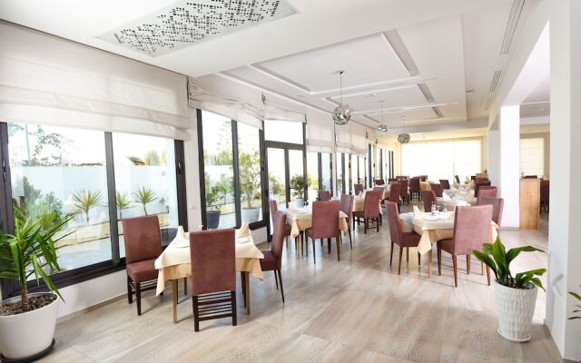 Lescure Business Hôtel and SPA