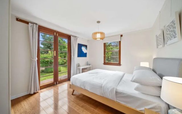 Comfortable 3-bed Haven Near Canberra Attractions