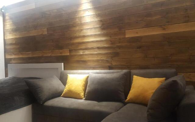 Cozy Apartment Near Gondola loft1