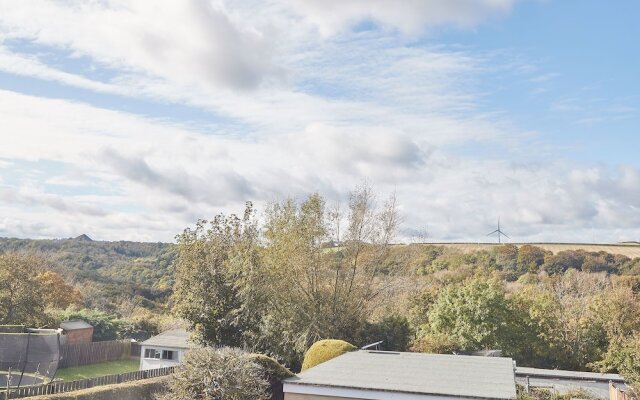 Host Stay Artist House