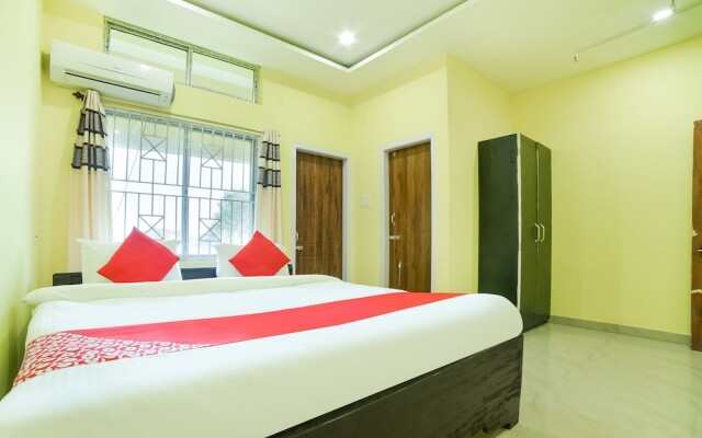 Royal Palace by OYO Rooms
