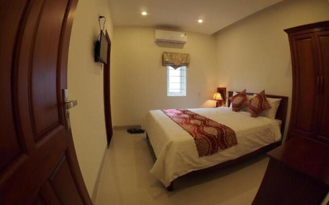 Hung Thu Hotel by ZUZU