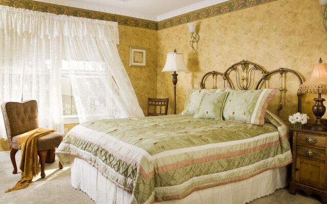 Wilbraham Mansion