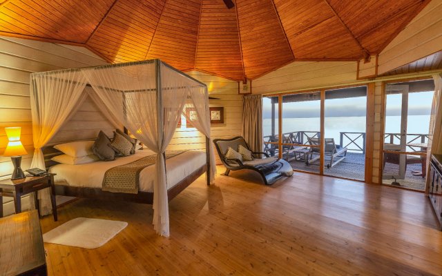 Komandoo Maldives Island Resort