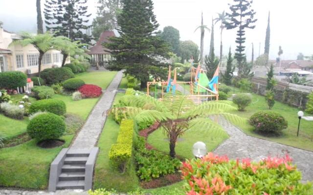 Hotel Indah Palace Tawangmangu