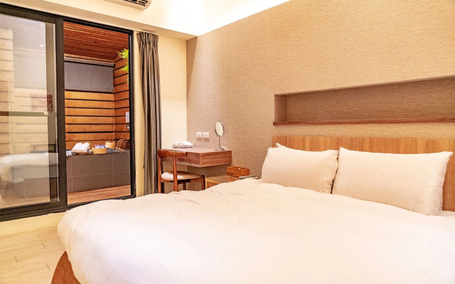 Traveller-Inn Zhongzheng Library