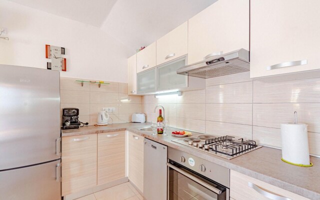 Stunning Home in Prigradica With Wifi and 4 Bedrooms