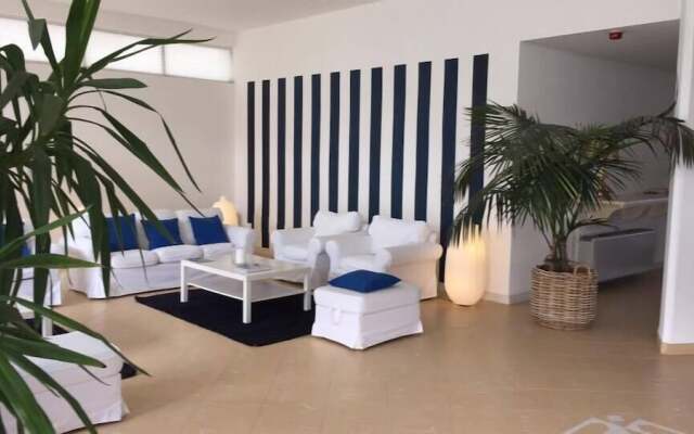 Hotel Caravelle