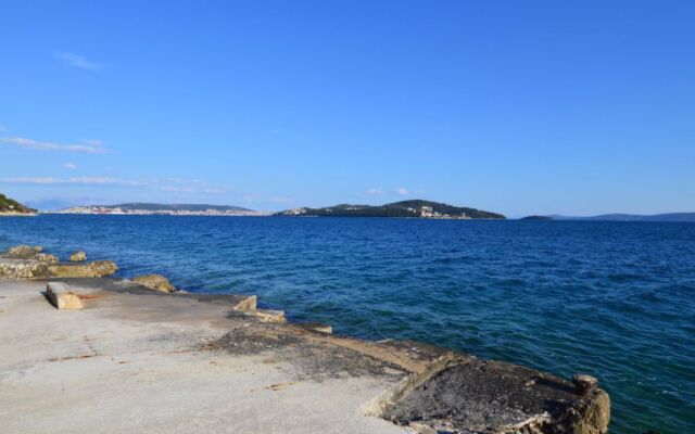 Viva-by the Sea 10107
