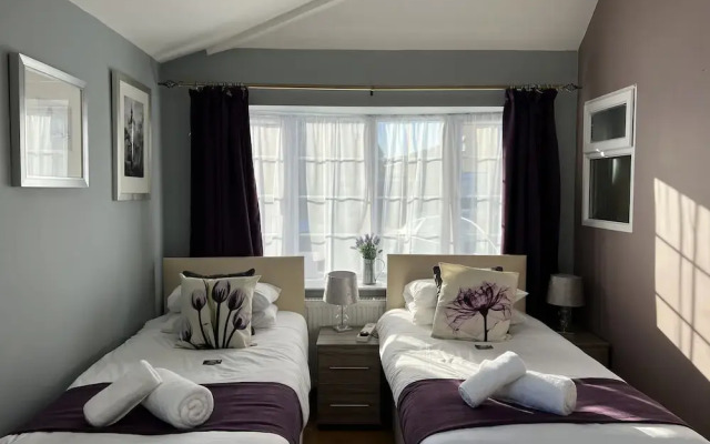 Lancaster Close Serviced Accommodation