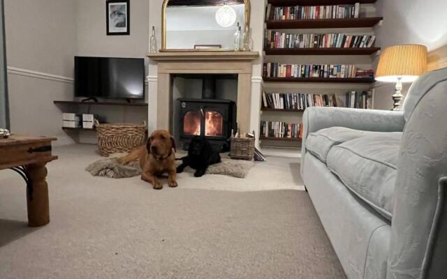 Stunning 4-bed Grade II House in the Lake District