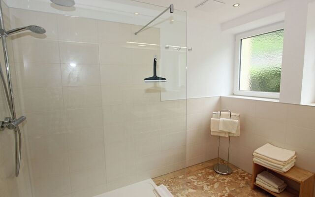 Spacious Holiday Home in Mayrhofen near Ski Area