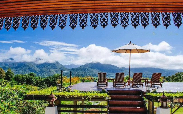 E-outfitting Pai Resort