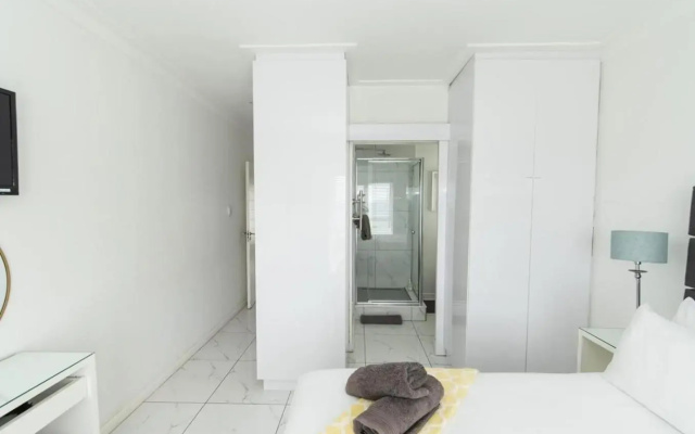 Dolphin Nook exclusive apartment