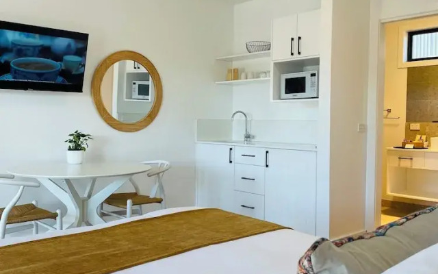 Fox on the Run - Motel Kilmore