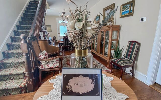 Vaiden Inn