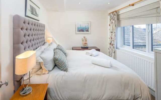 Veeve - Fulham Victorian