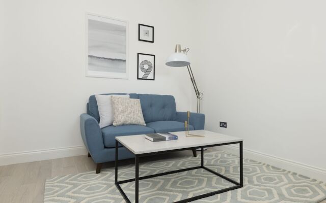 Posh Camden Suites by Sonder