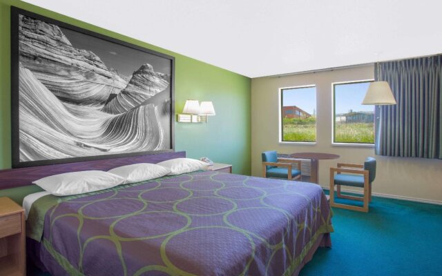Super 8 by Wyndham Vernal UT