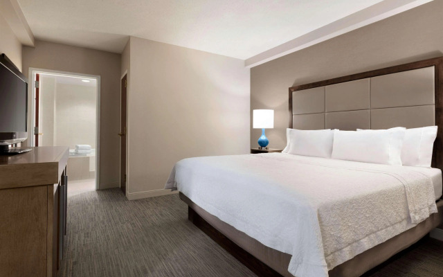 Hampton Inn Long Island-Brookhaven