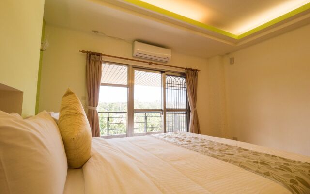 Coconut Grove House B and B