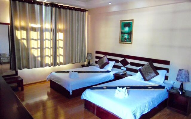 Lao Blossom Hotel