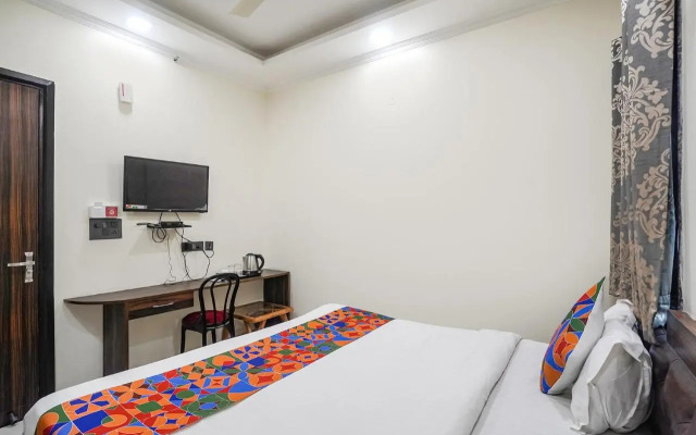 Yoyo Rooms Near Saphire International School Sector 70