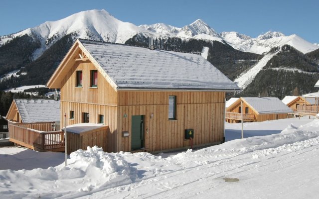 Mountain-view Chalet in Hohentauern With Jacuzzi and Sauna