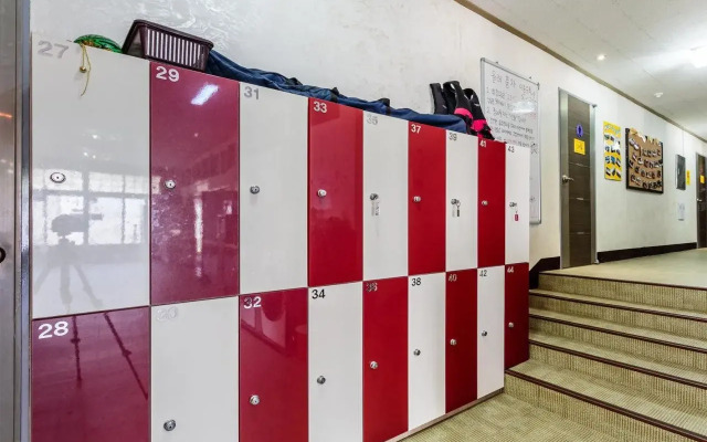 Olleh Windmill Pension & Guesthouse - Hostel