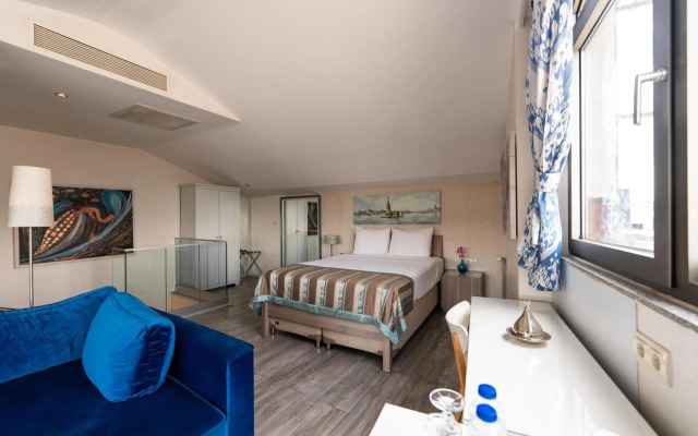 Elanaz Hotel