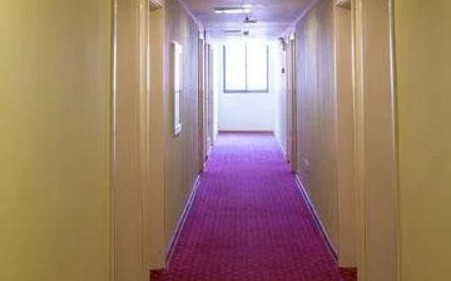 Home Inn Chongqing ShangQingSi