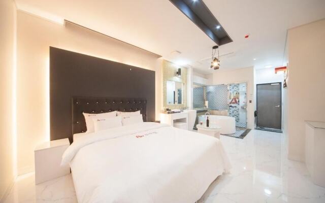 Samho Hotel