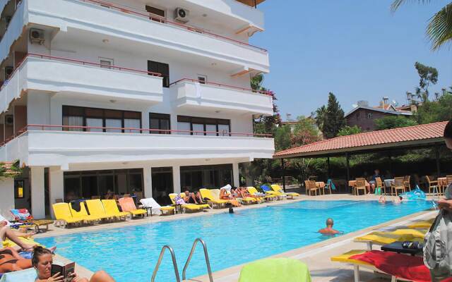 Beyaz Saray Hotel