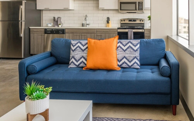 FRONTDESK Flashcube Apts Downtown Kansas City