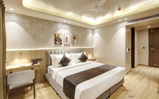 Saltstayz Premier - Near Golf Course Road & Sector 57