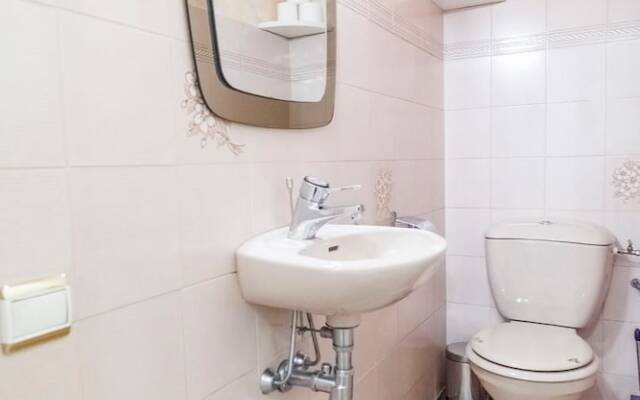 11 Alexandre III Apartment 2