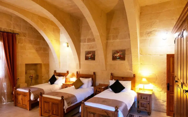 Villeleynah Amazing Gozitan Villa Pool