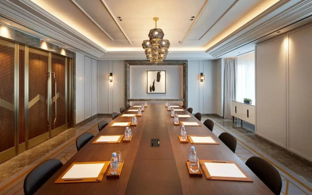 Lotte Hotel Seoul Executive Tower