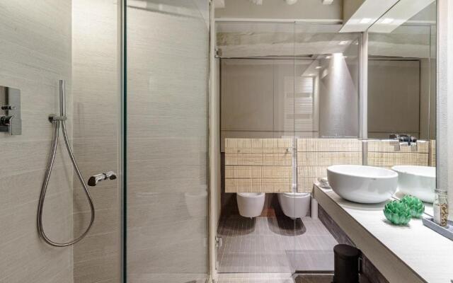 Casa Reds, THE SMART LUCCA APARTMENT SUITE inside the Walls