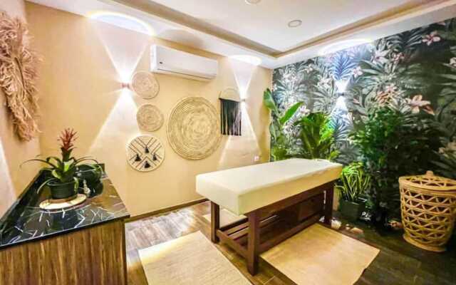 Imperial Resort Hurghada - Bedroom With Pool View