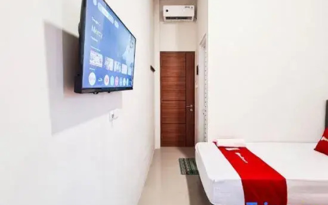 RedDoorz near Stasiun Purwokerto 2