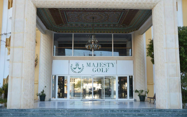 Majesty Golf Hotel