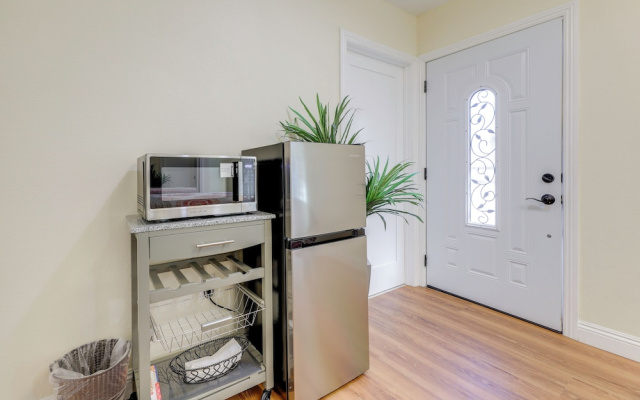 South Bay Sweet Spot! Extended-stay Studio