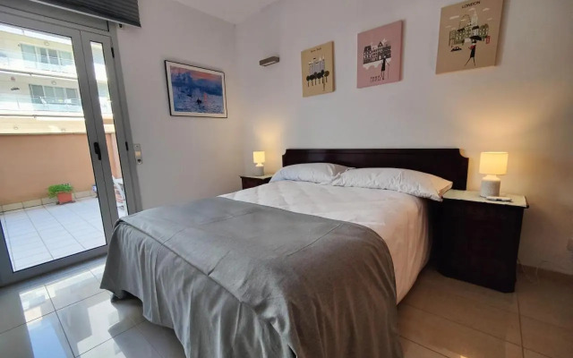 BADALONA BEACH APARTMENt